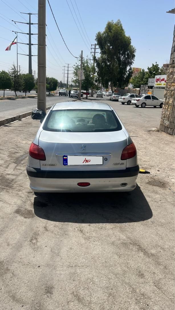 پژو ۲۰۶ صندوق دار v8 - 1386