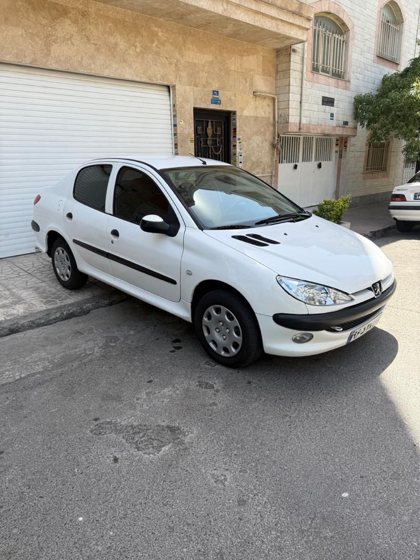 خودرو پژو، ۲۰۶ صندوق دار آگهی ann_18458980