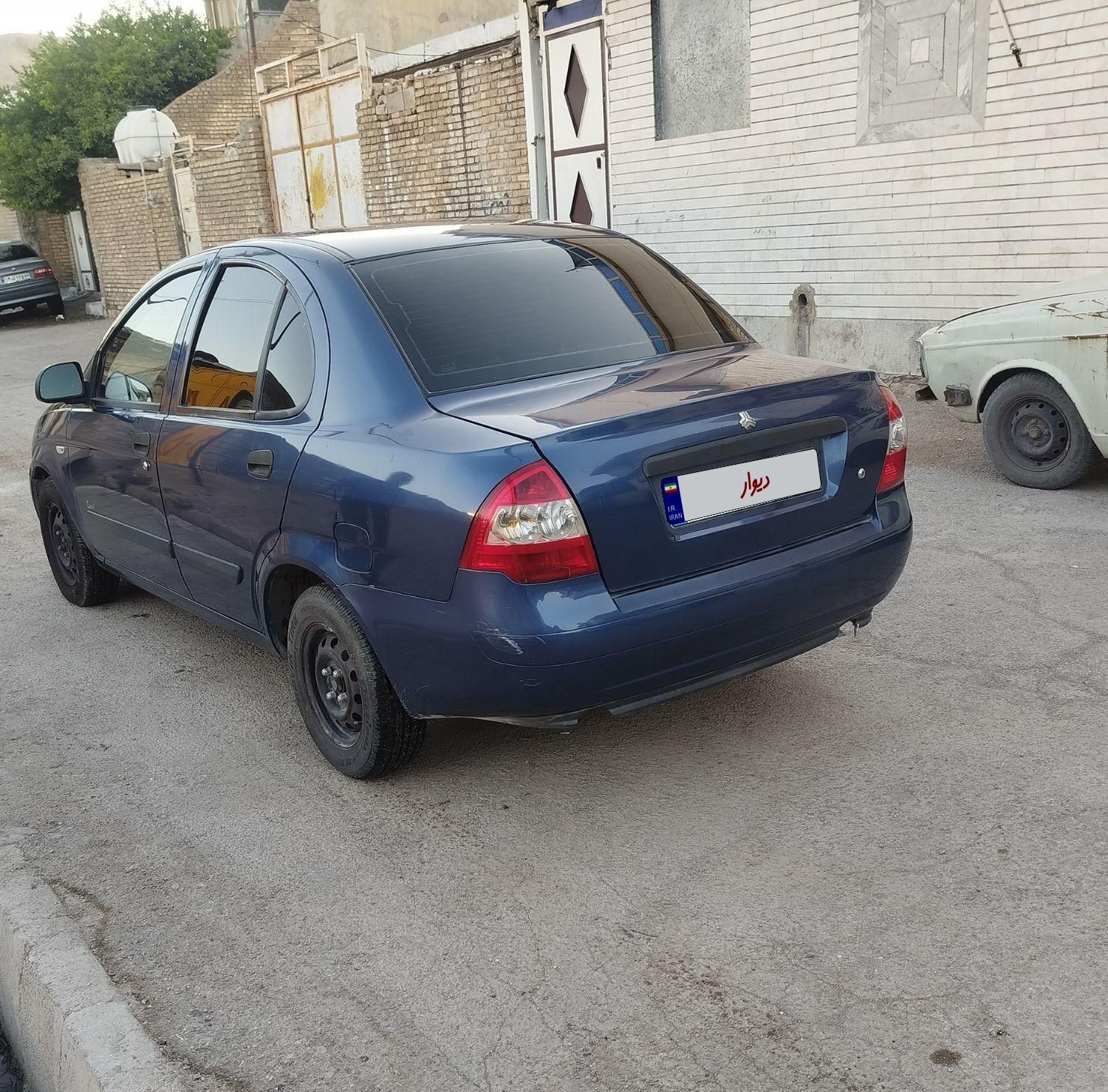 تیبا صندوق دار SX - 1393