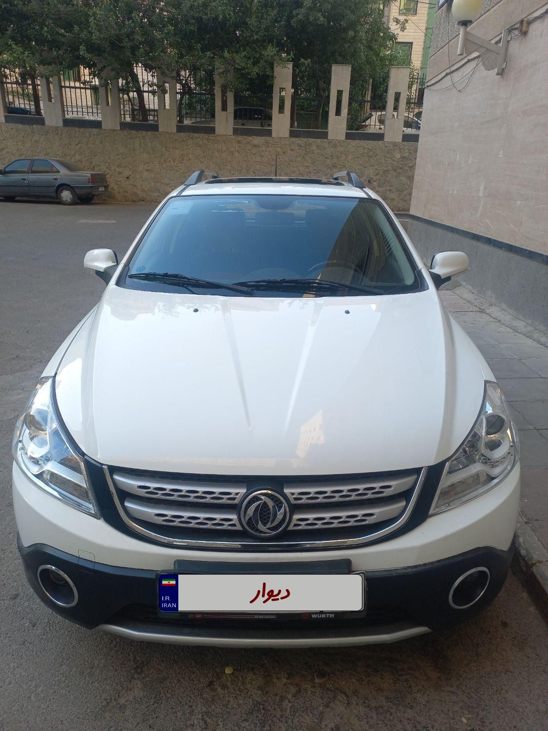 خودرو دانگ فنگ، H30 کراس آگهی ann_18459702