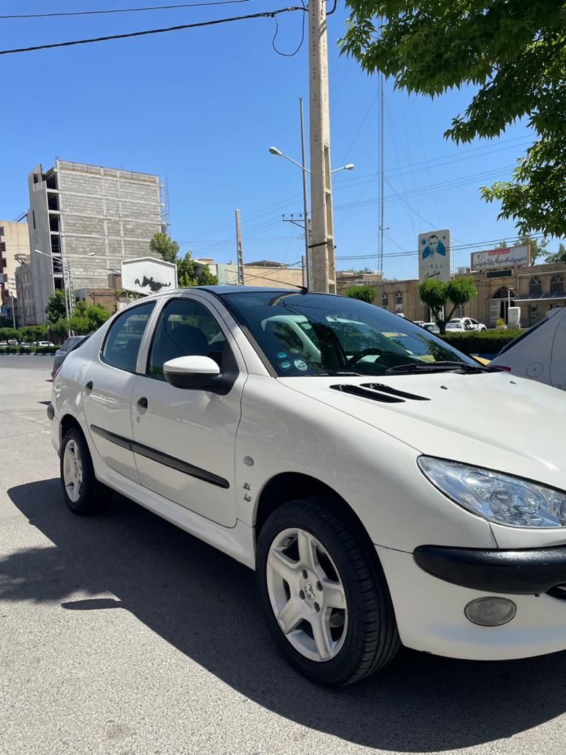 خودرو پژو، ۲۰۶ صندوق دار آگهی ann_18459723