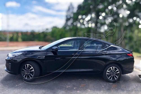 کی ام سی EJ7 142 کیلووات - 2024