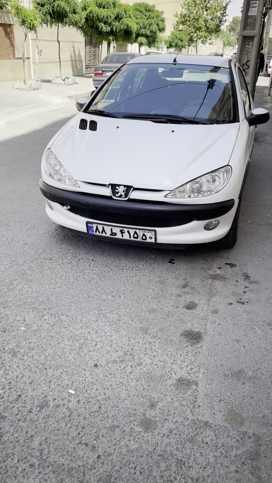 پژو ۲۰۶ صندوق دار v8 - 1398