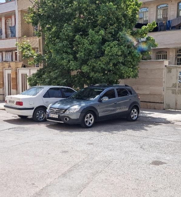 خودرو دانگ فنگ، H30 کراس آگهی ann_18460675
