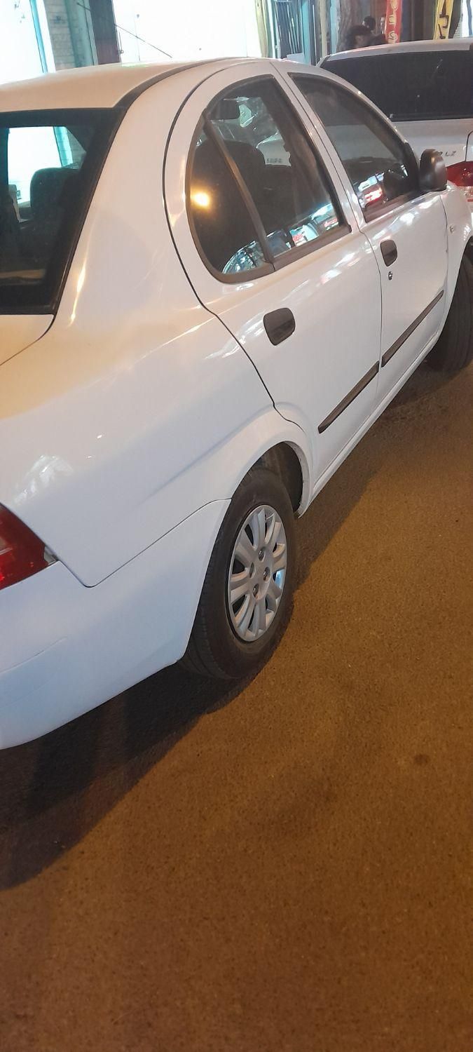 تیبا صندوق دار SX - 1399