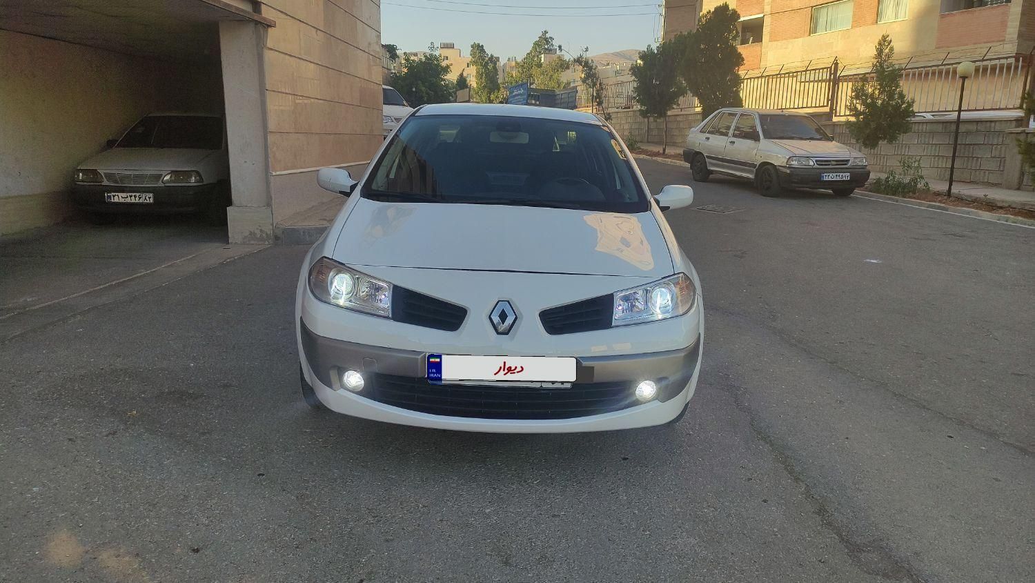 رنو مگان پارس خودرو 2000 - 2011