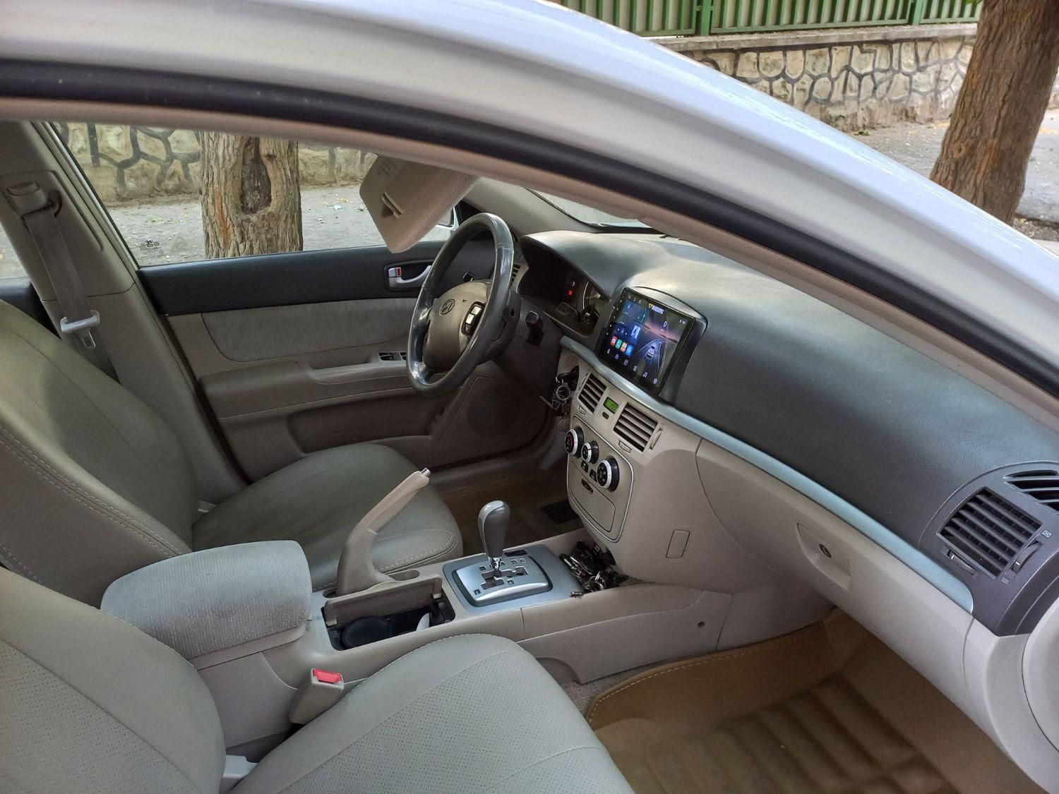 هیوندای سوناتا اتوماتیک NF 2400 - 2006