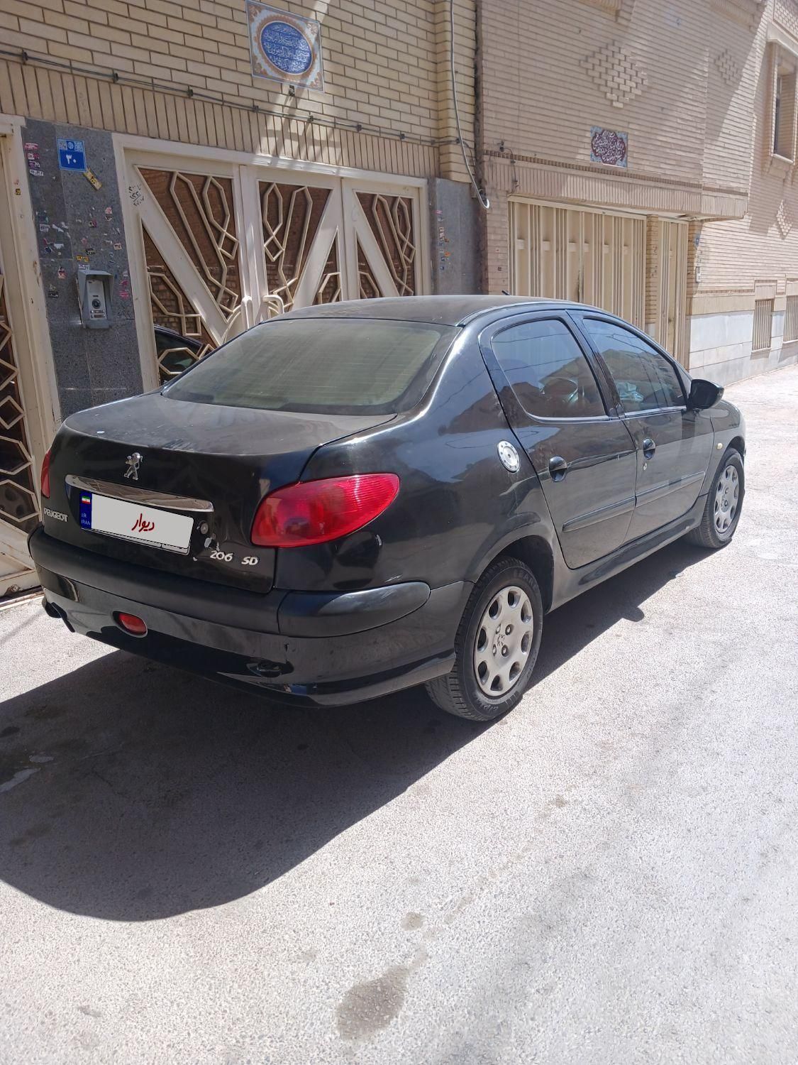 پژو ۲۰۶ صندوق دار v8 - 1386