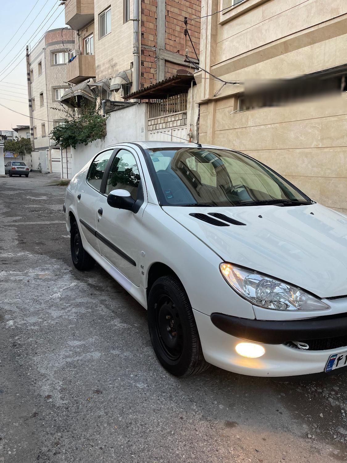 پژو ۲۰۶ صندوق دار v8 - 1394