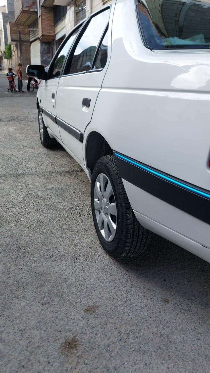 پژو 405 SLX بنزینی TU5 - 1393
