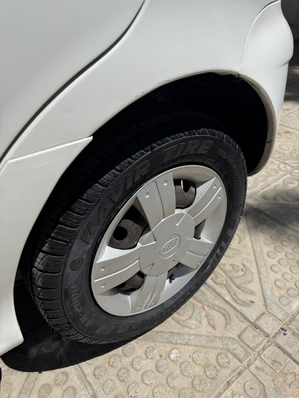 ام وی ام 110 چهار سیلندر دنده ای - 2014