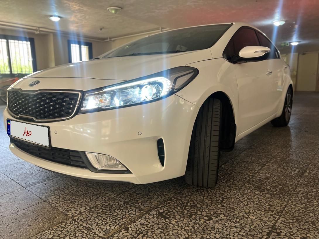 کیا سراتو 2.0 لیتر اتوماتیک GT لاین - 2017