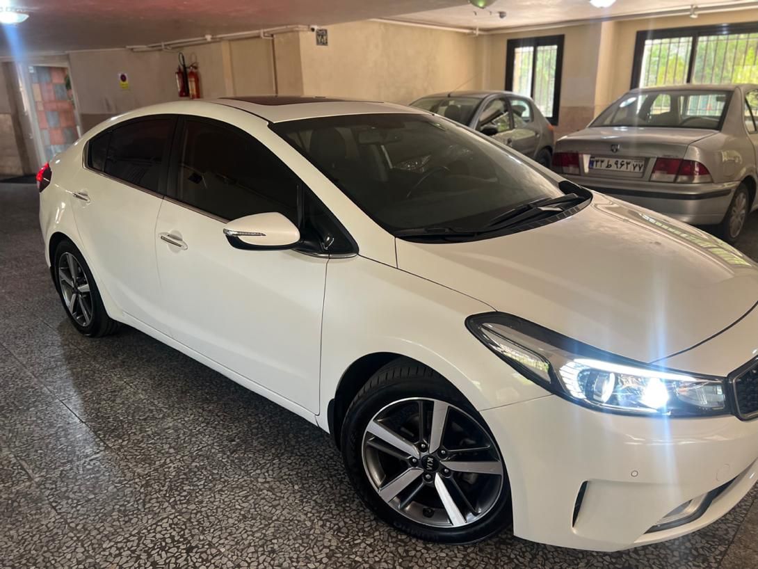 کیا سراتو 2.0 لیتر اتوماتیک GT لاین - 2017