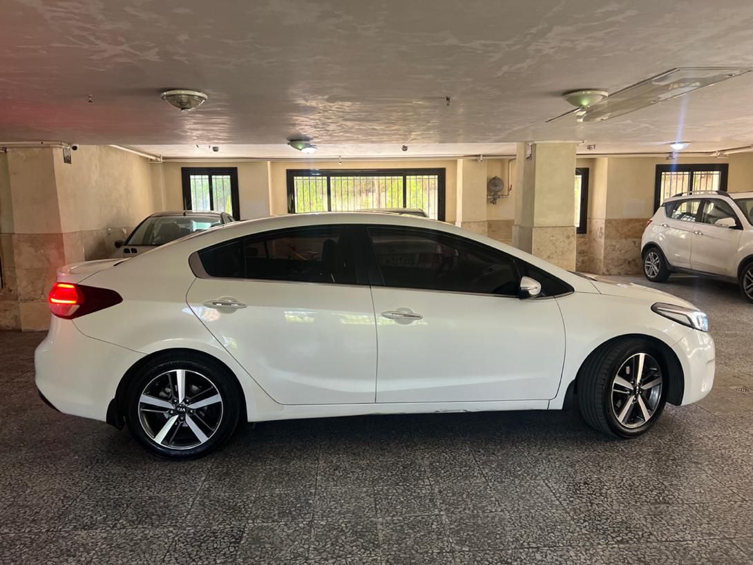 کیا سراتو 2.0 لیتر اتوماتیک GT لاین - 2017