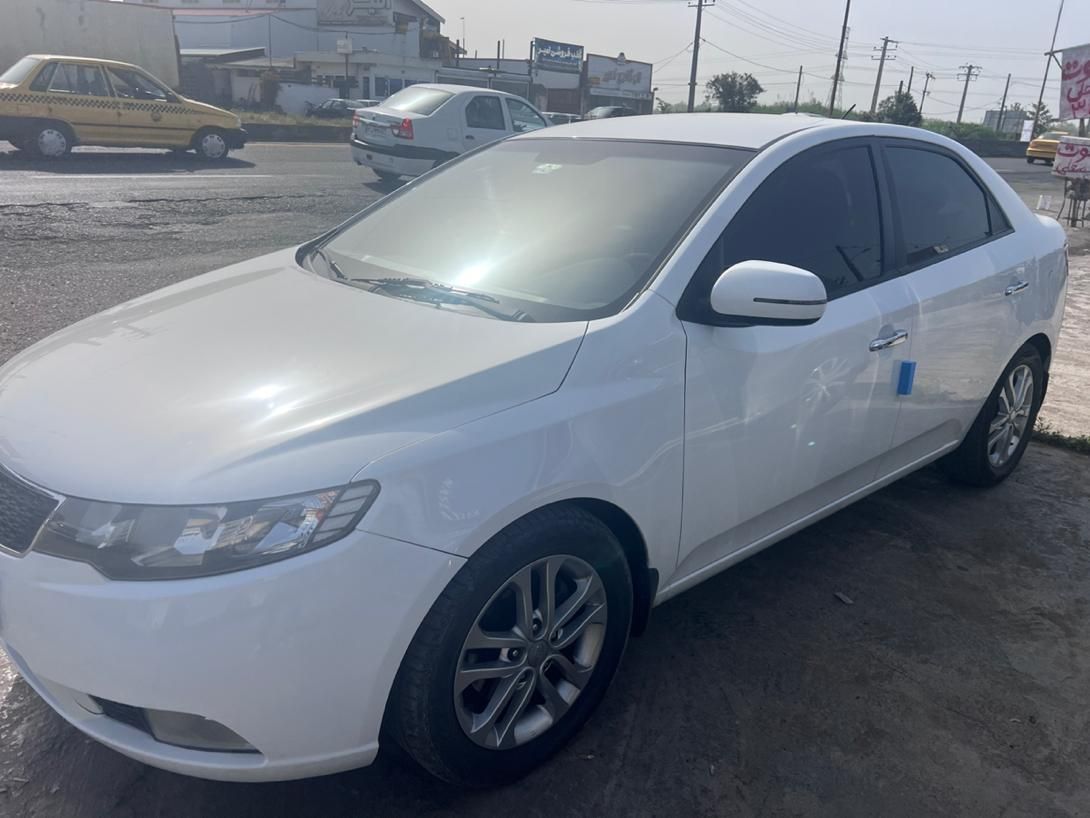 کیا سراتو 2.0 لیتر اتوماتیک GT لاین - 2015