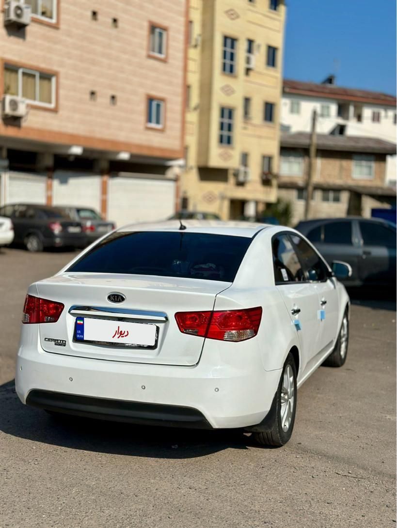 کیا سراتو 2.0 لیتر اتوماتیک GT لاین - 2017