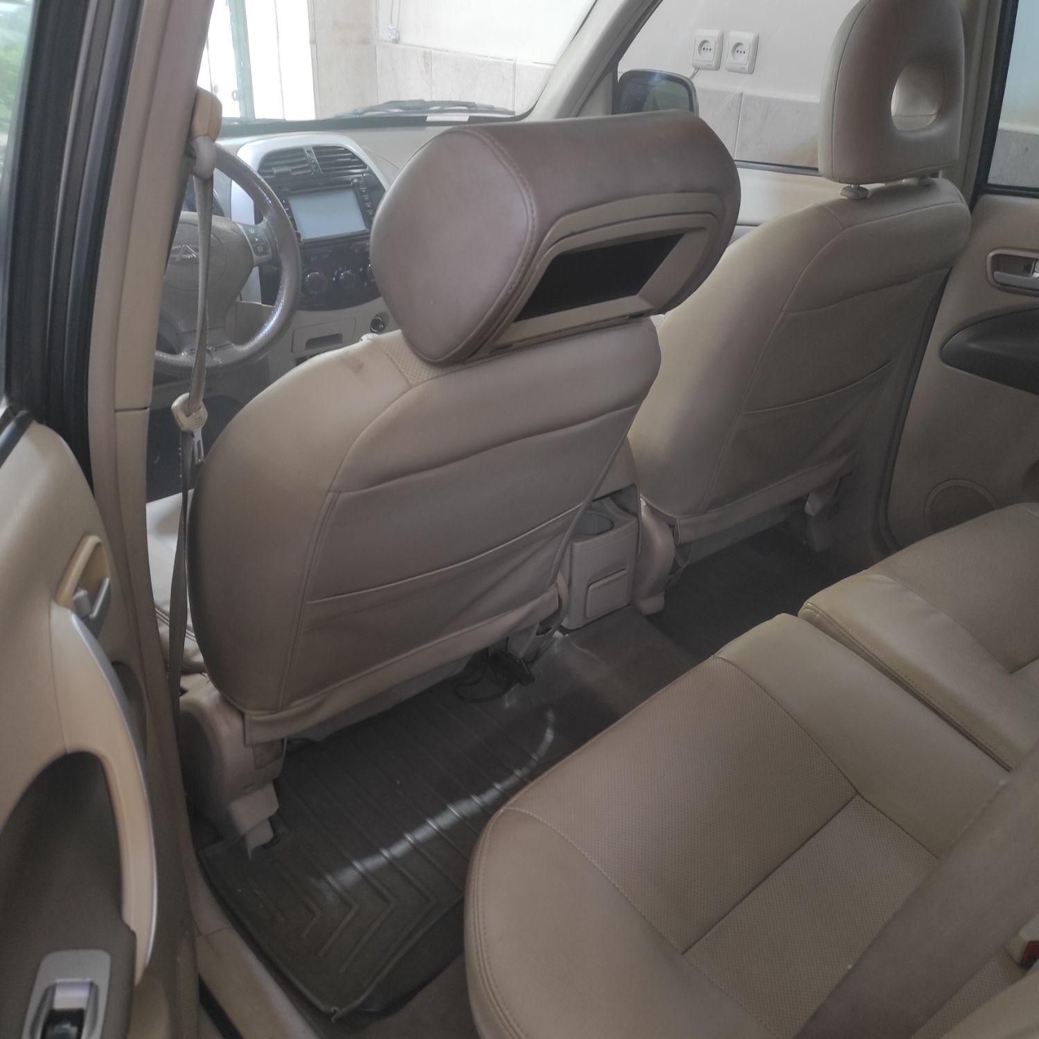 ام وی ام X33 دنده‌ای ساده - 2012