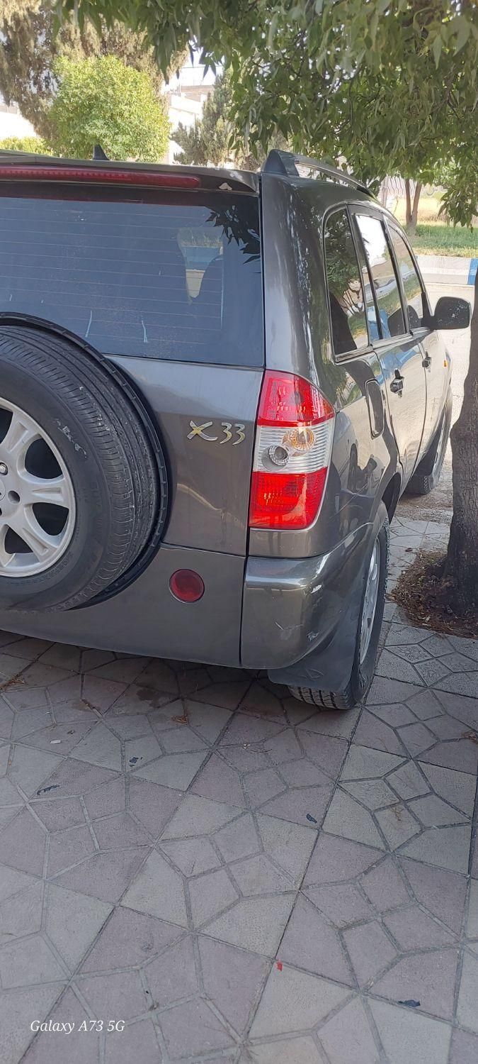 خودرو ام وی ام، X33 آگهی ann_18465136