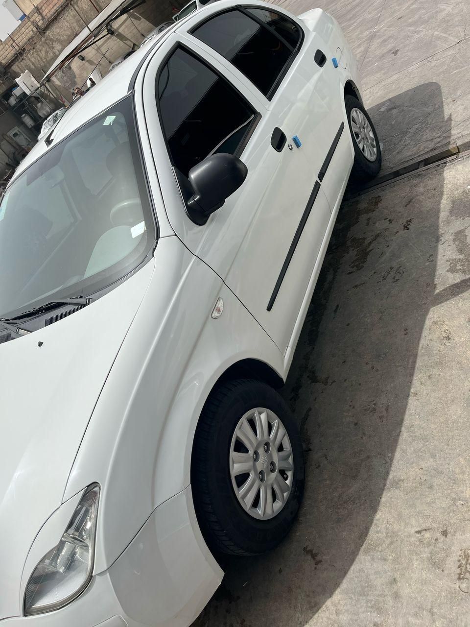 تیبا صندوق دار SX - 1400