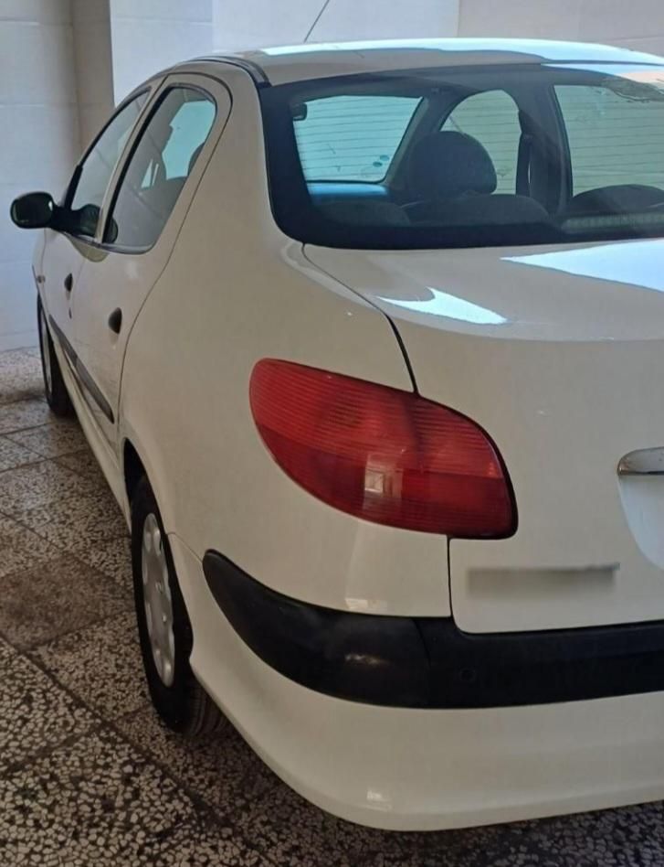 پژو ۲۰۶ صندوق دار v8 - 1387