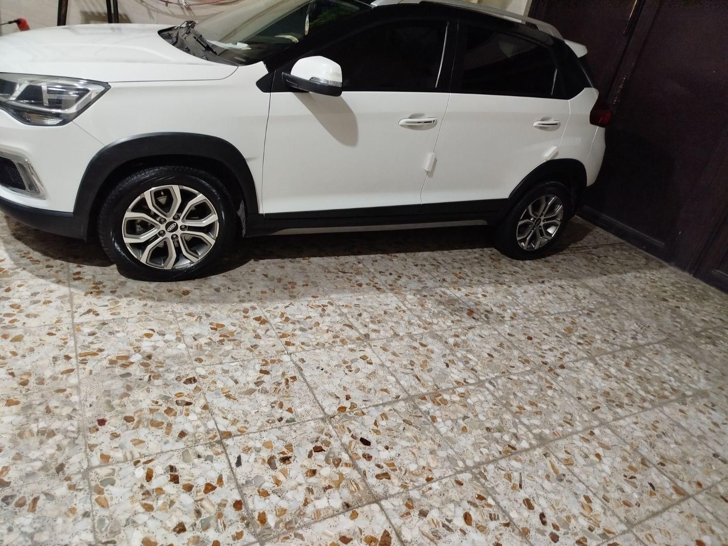 خودرو ام وی ام، X22 آگهی ann_18466126