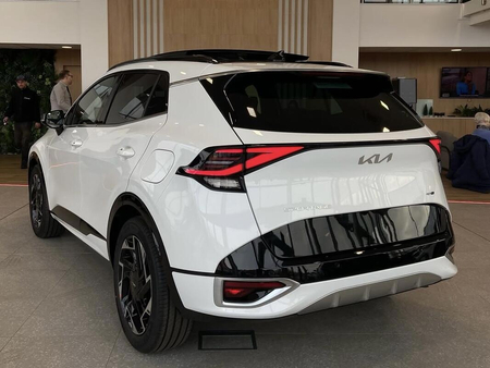 کیا اسپورتیج 6 سیلندر 2700cc - 2024