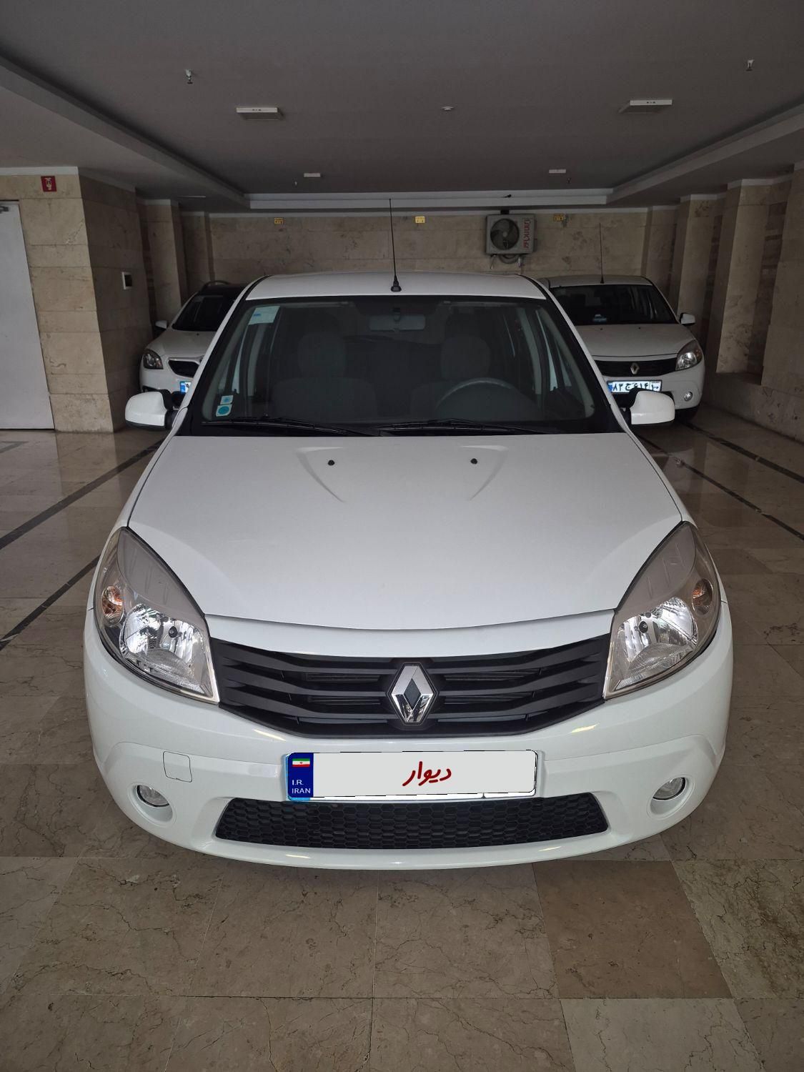 خودرو رنو، ساندرو آگهی ann_18466714