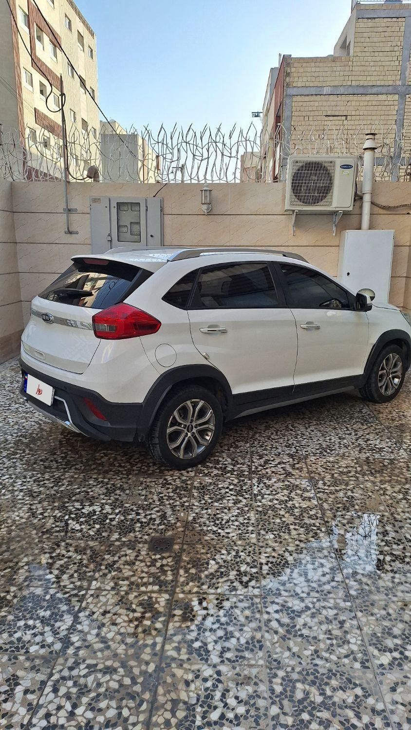 خودرو ام وی ام، X22 آگهی ann_18467228