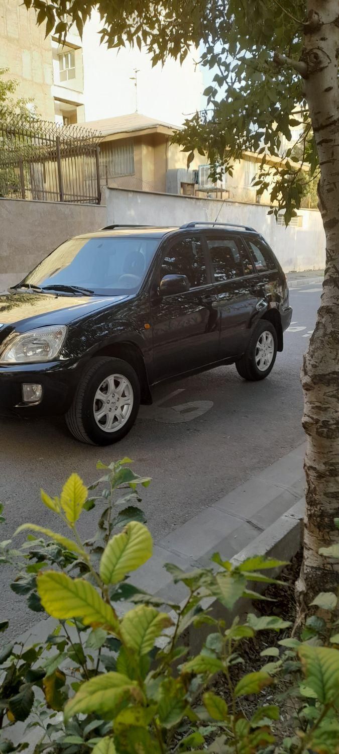 ام وی ام X33 دنده‌ای ساده - 2012