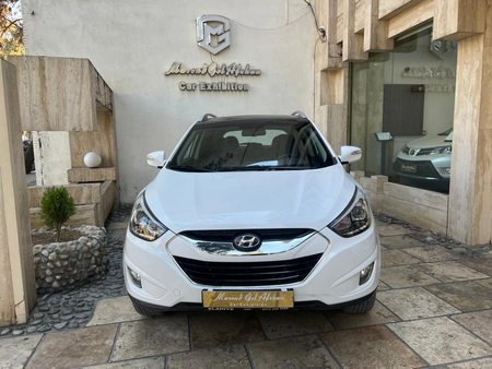 هیوندای توسان 2.4 لیتر - 2015
