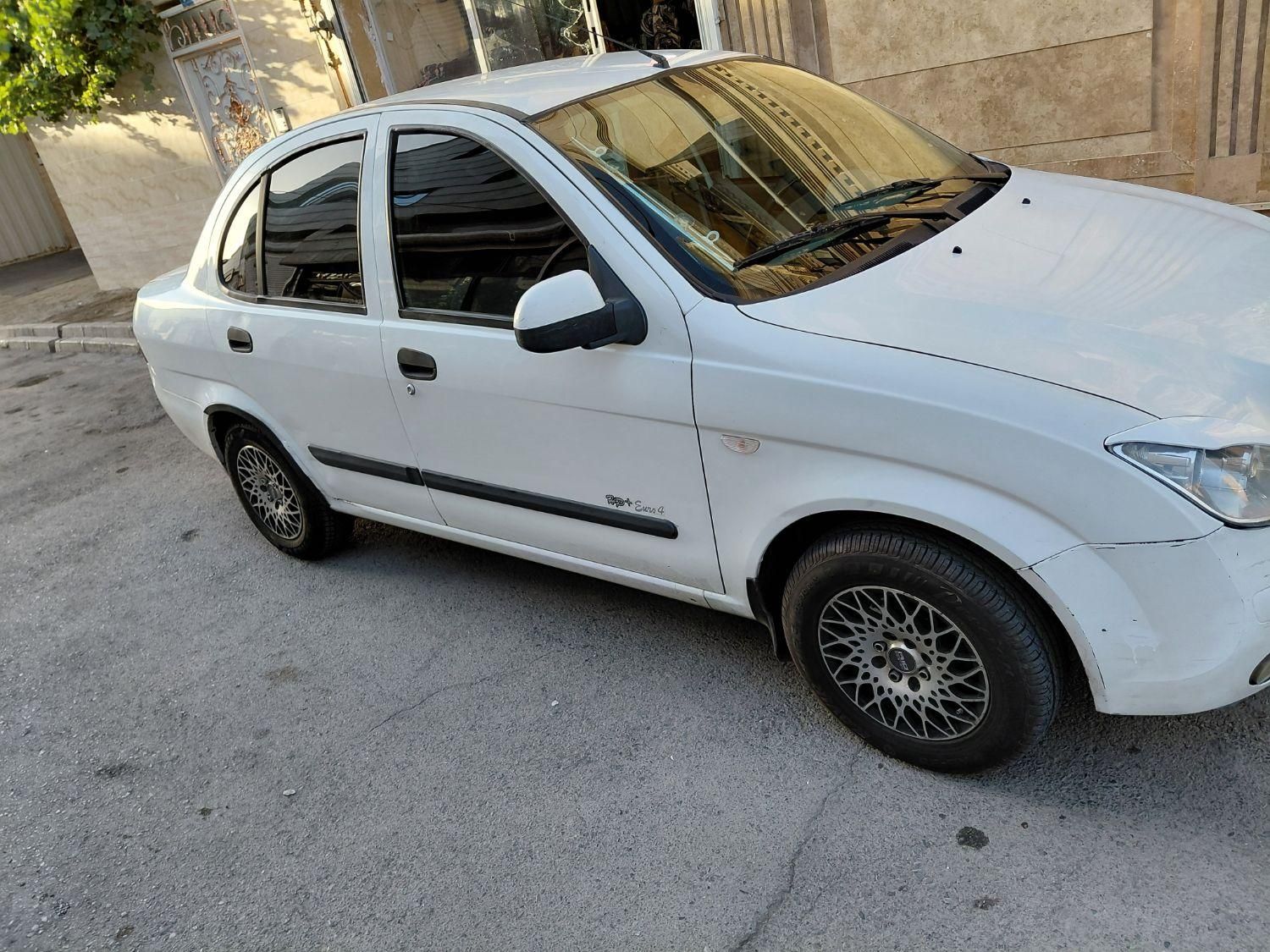 تیبا صندوق دار SX - 1392