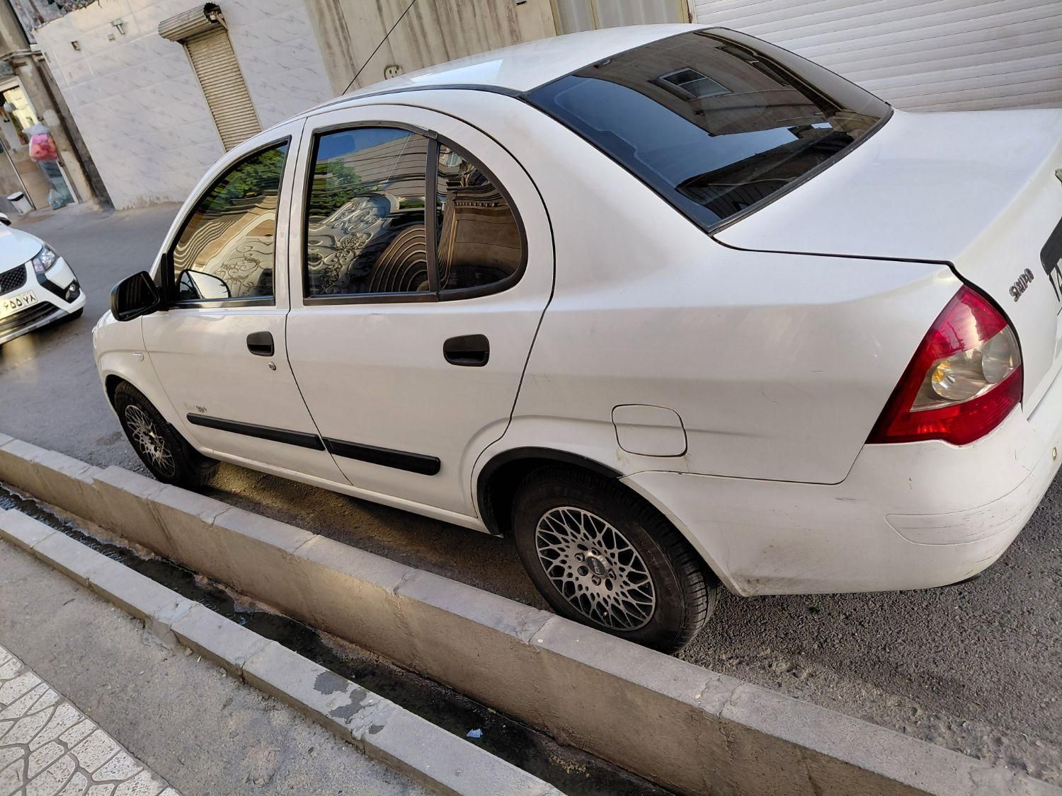 تیبا صندوق دار SX - 1392
