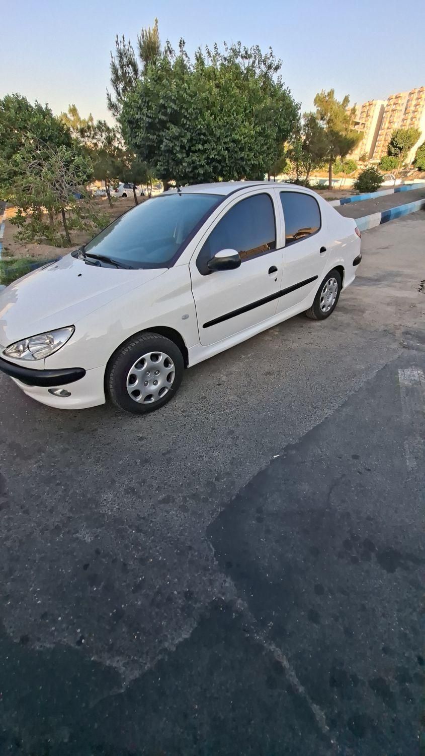 پژو ۲۰۶ صندوق دار v8 - 1395