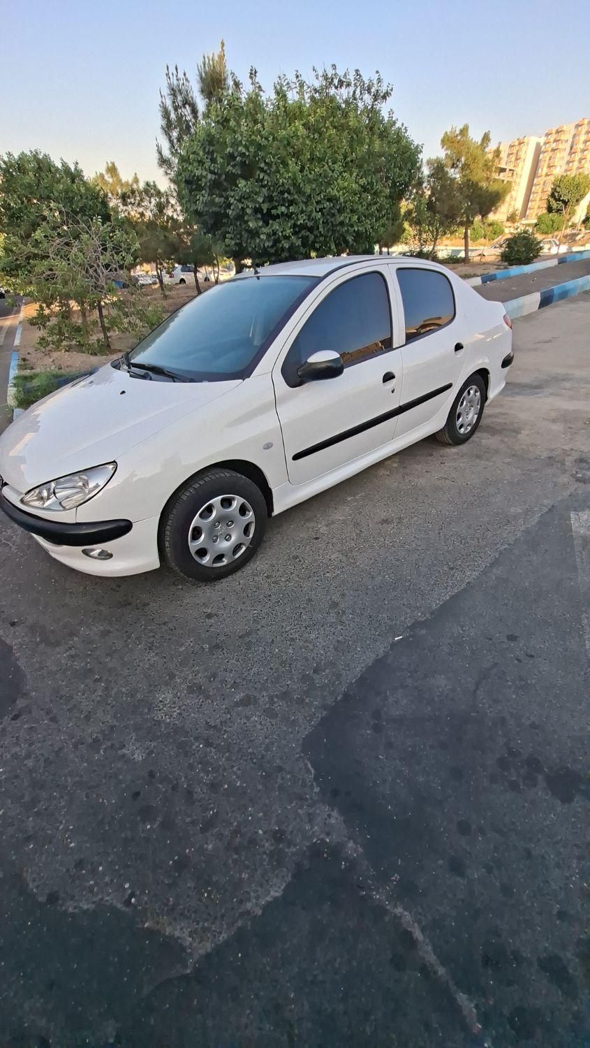 پژو ۲۰۶ صندوق دار v8 - 1395
