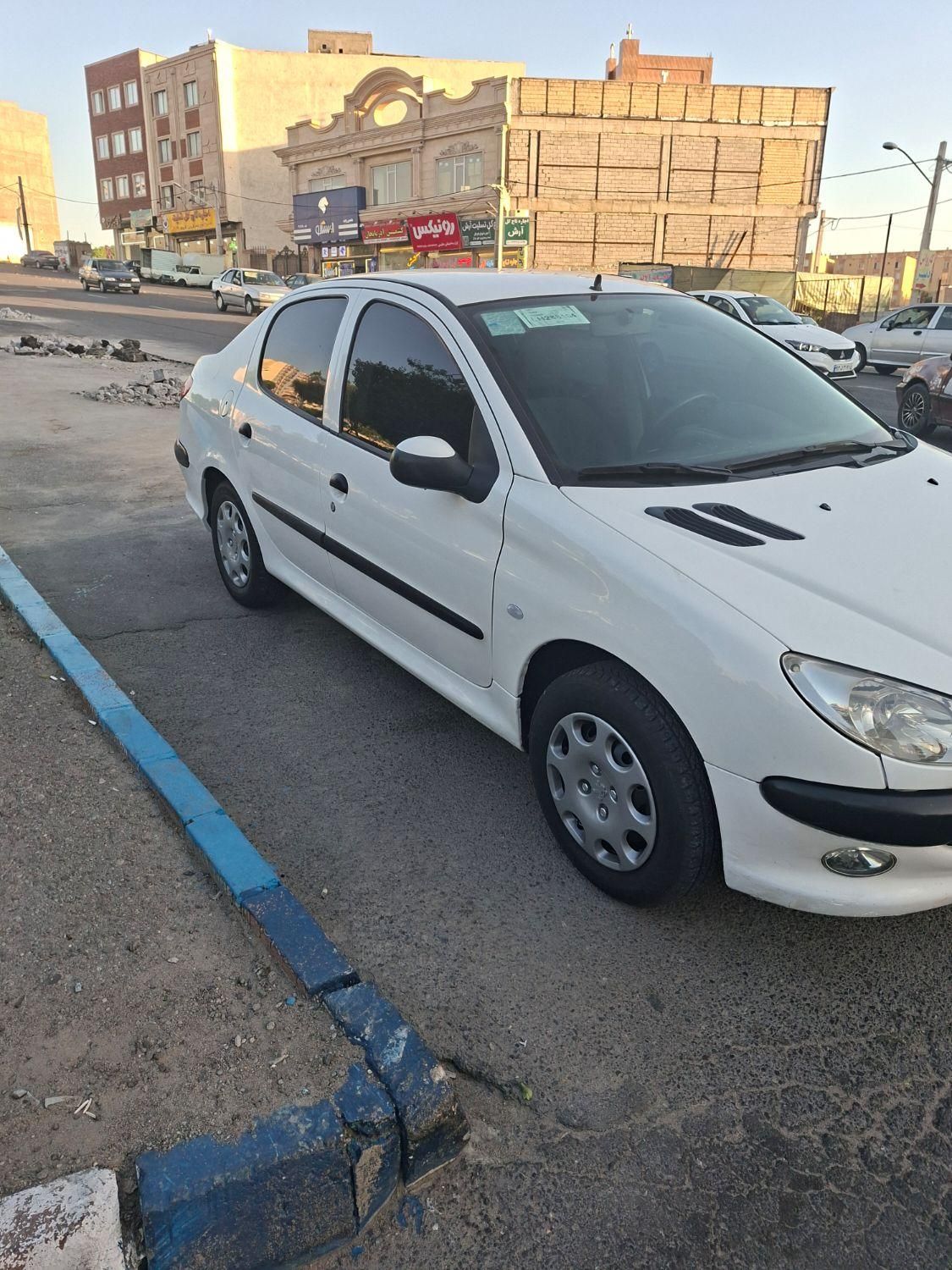 پژو ۲۰۶ صندوق دار v8 - 1395