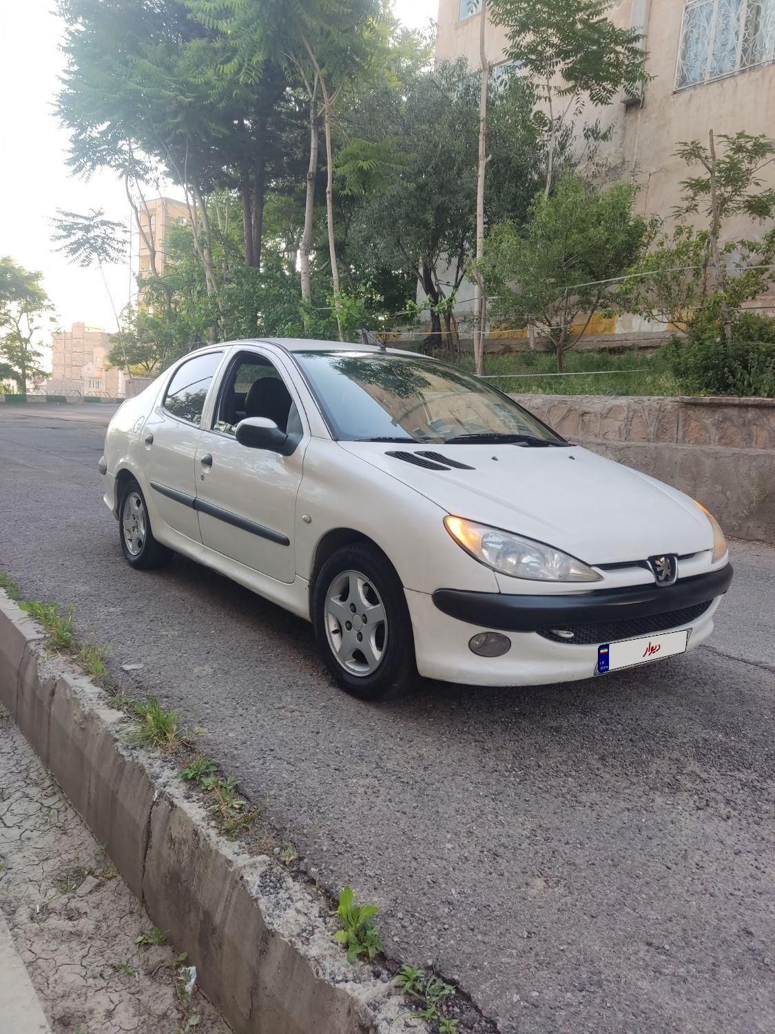 پژو ۲۰۶ صندوق دار v2 - 1388