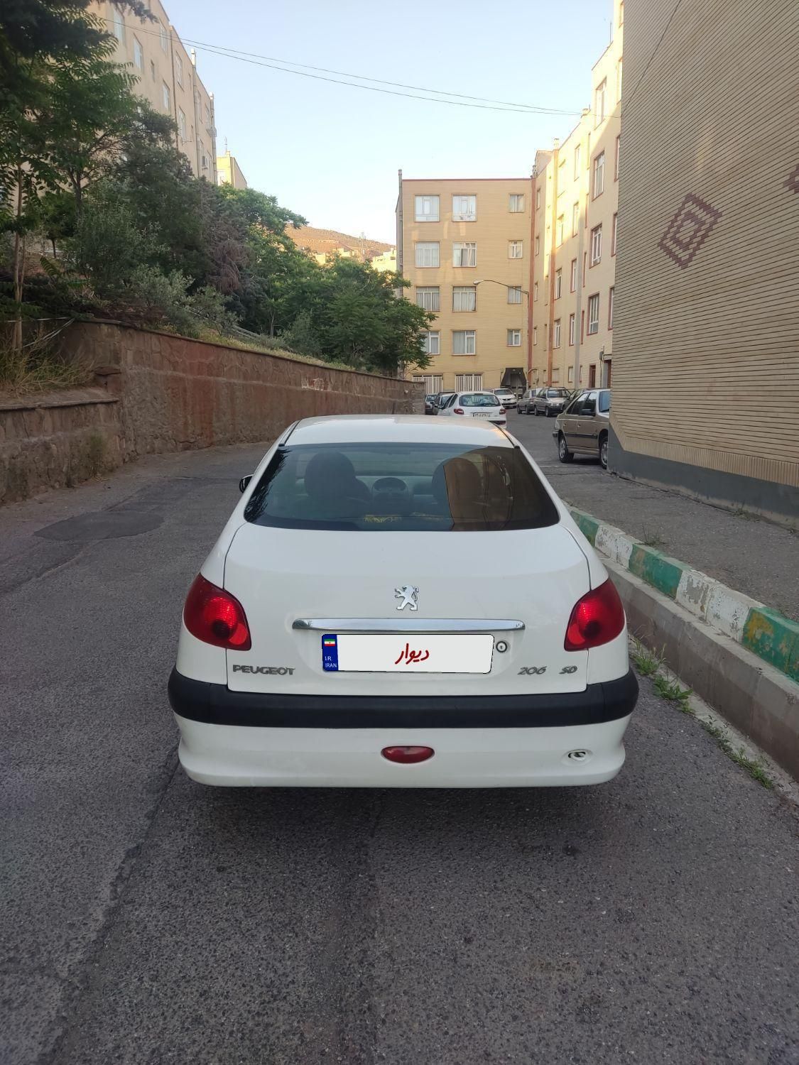 پژو ۲۰۶ صندوق دار v2 - 1388