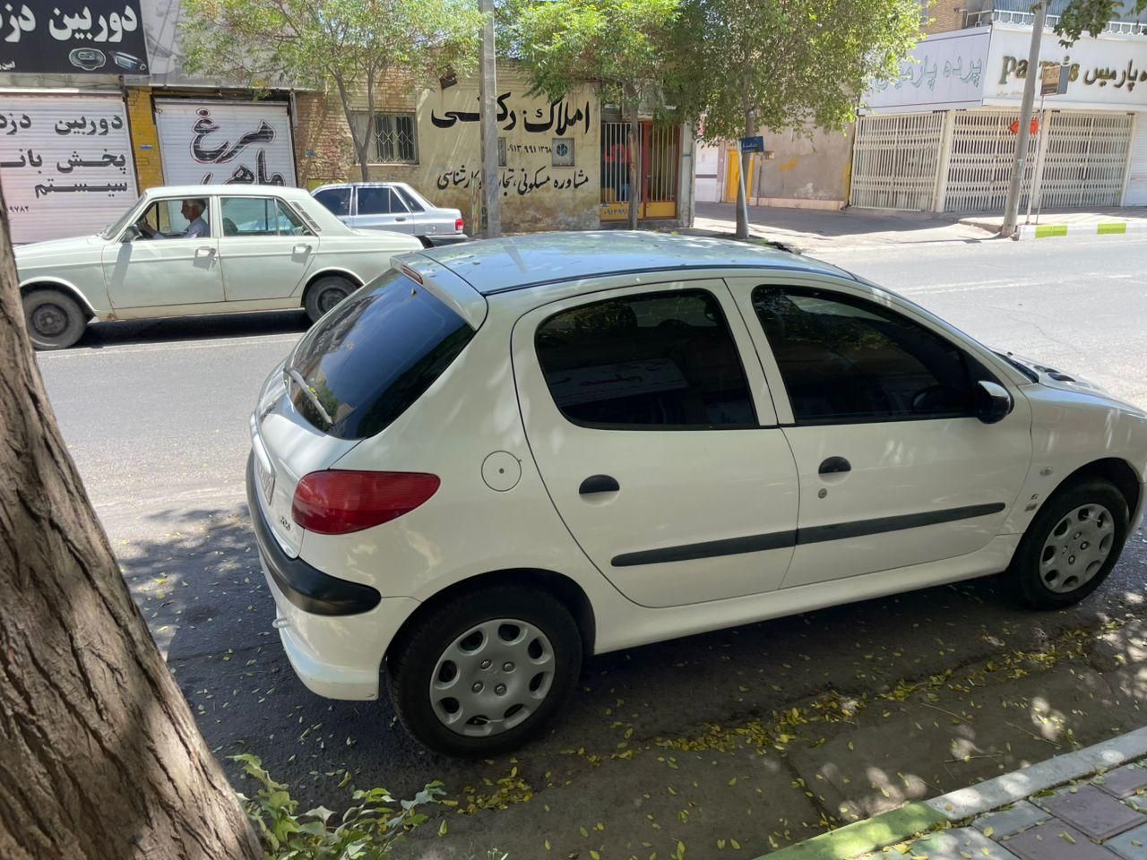 پژو 206 تیپ 2 - 1389