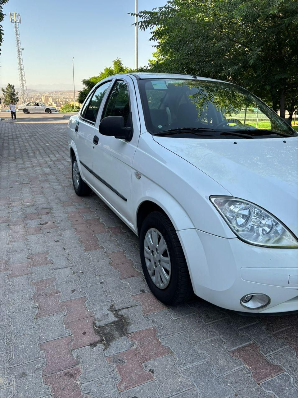 تیبا صندوق دار SX - 1398