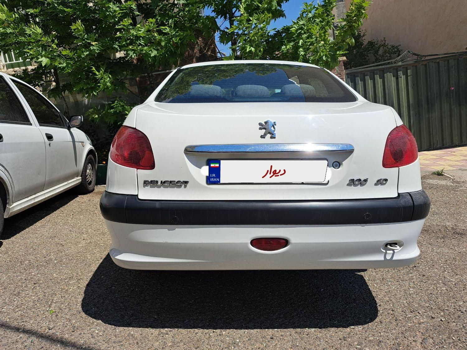 پژو ۲۰۶ صندوق دار v8 - 1397