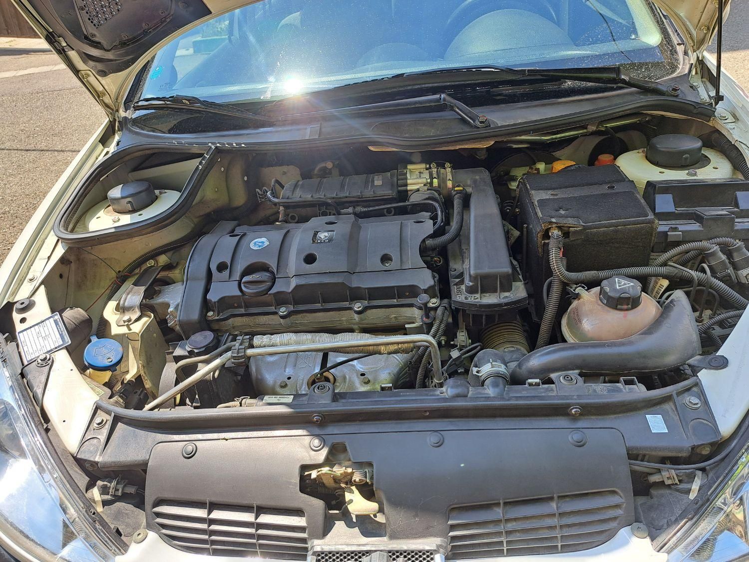 پژو ۲۰۶ صندوق دار v8 - 1397