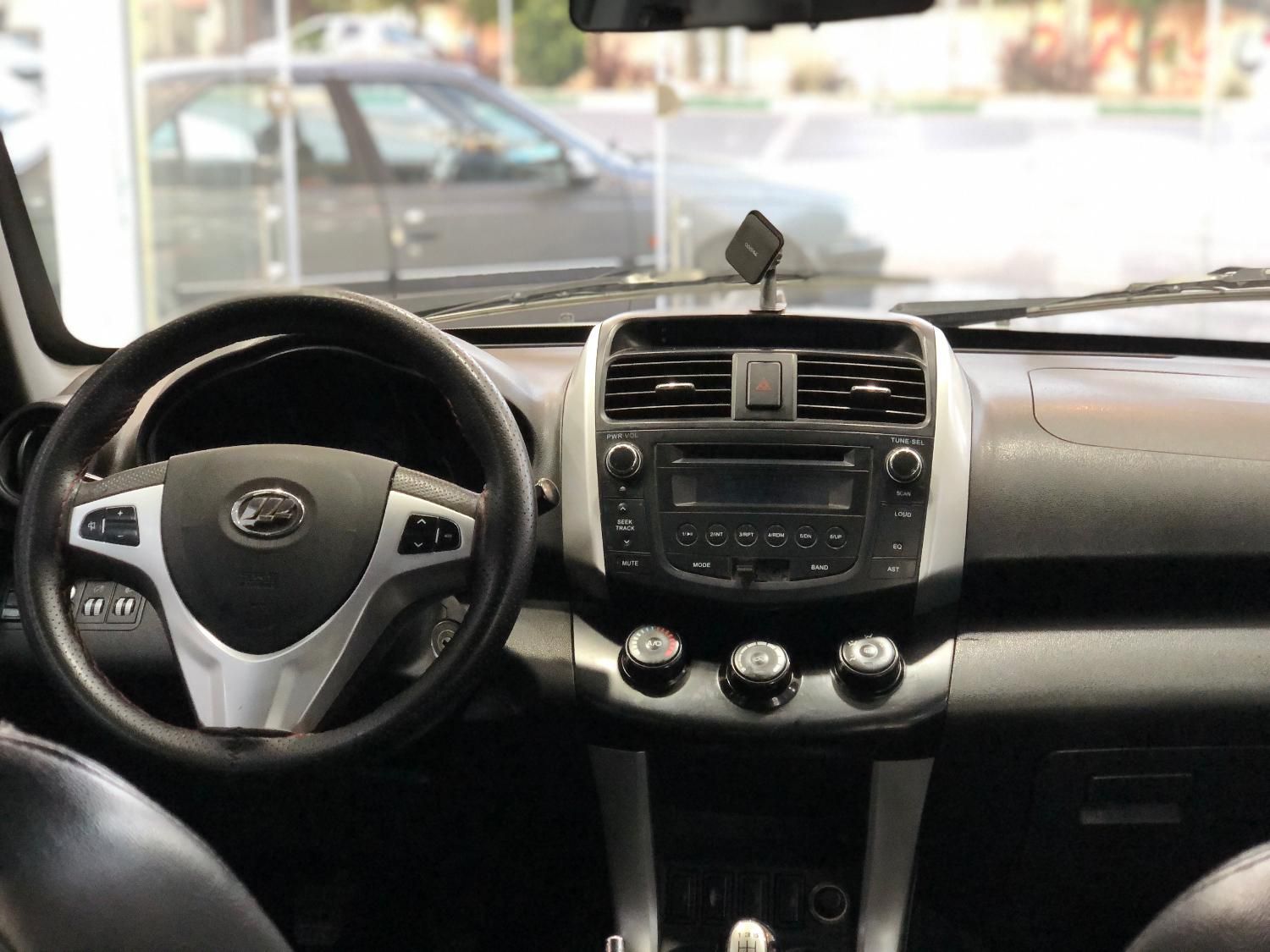 لیفان X60 دنده‌ای - 2014