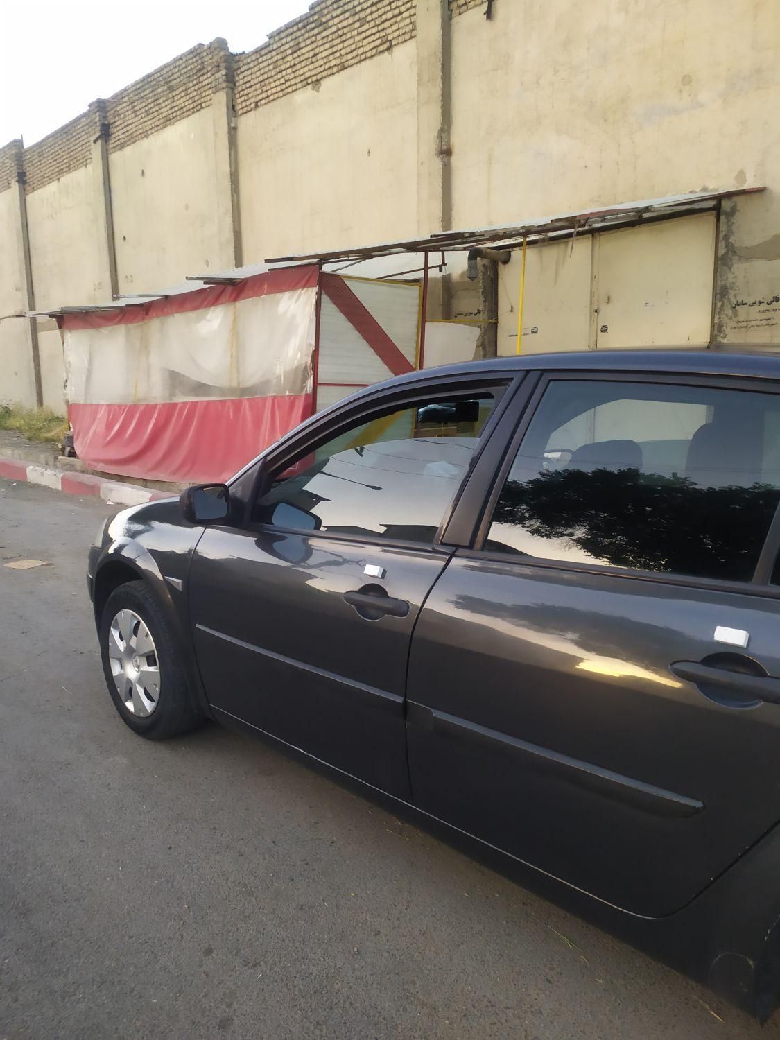 رنو مگان وارداتی دنده‌ای 1600 - 2006