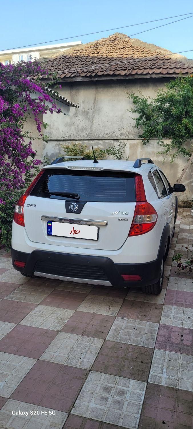 خودرو دانگ فنگ، H30 کراس آگهی ann_18470374