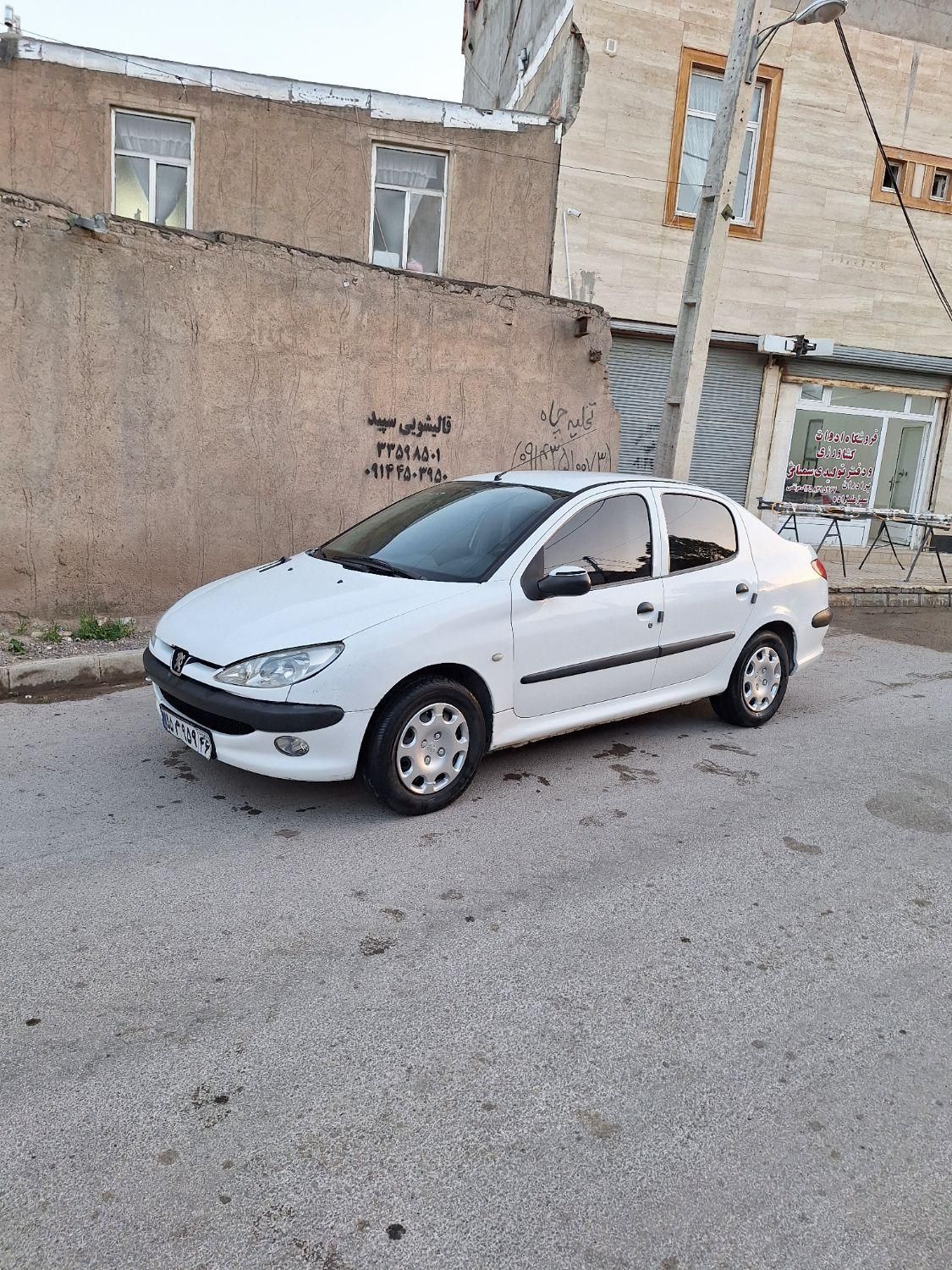 پژو ۲۰۶ صندوق دار v8 - 1394