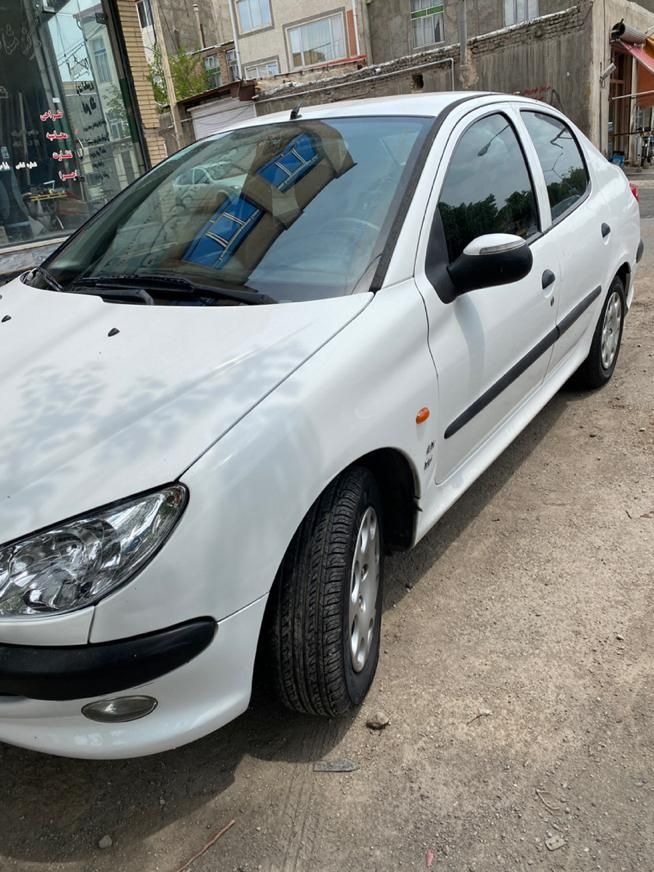 پژو ۲۰۶ صندوق دار v8 - 1394