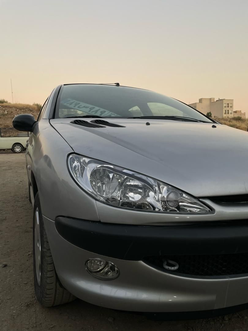 خودرو پژو، ۲۰۶ صندوق دار آگهی ann_18470518