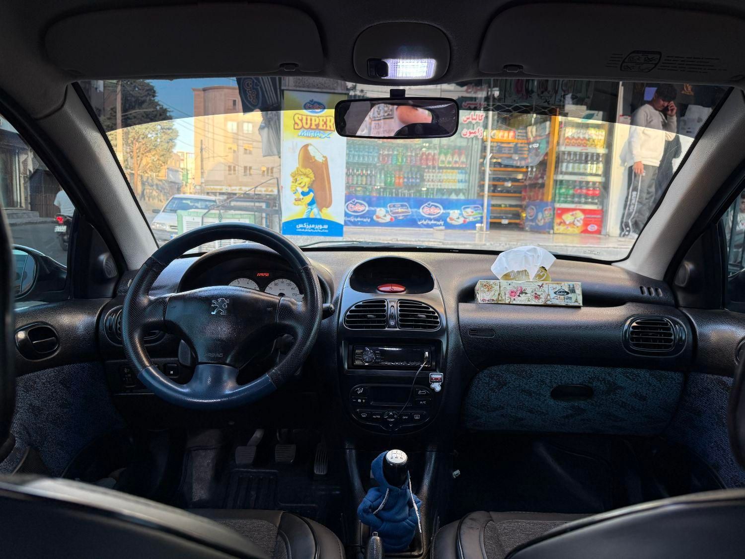 پژو ۲۰۶ صندوق دار v8 - 1386