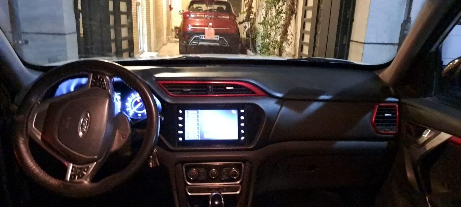 ام وی ام X33 S اتوماتیک اسپرت - 2020