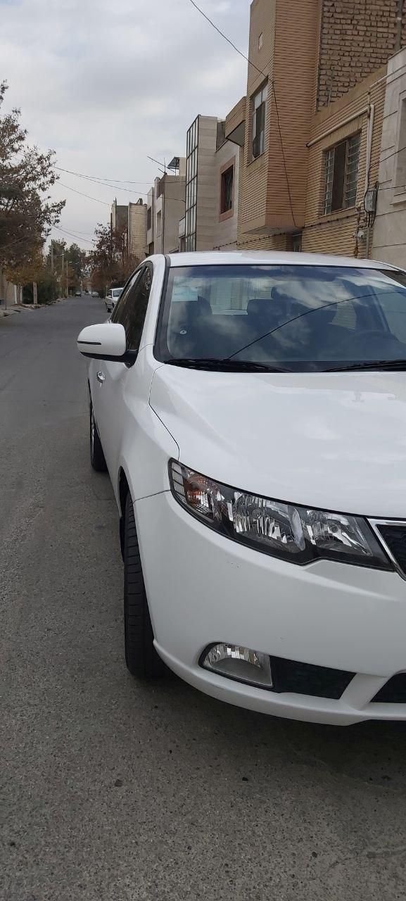 کیا سراتو 2.0 لیتر اتوماتیک GT لاین - 2017